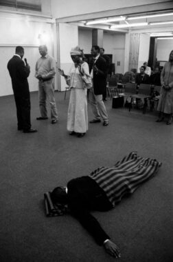 Image copyright © Thaddeus Pope. All rights reserved.