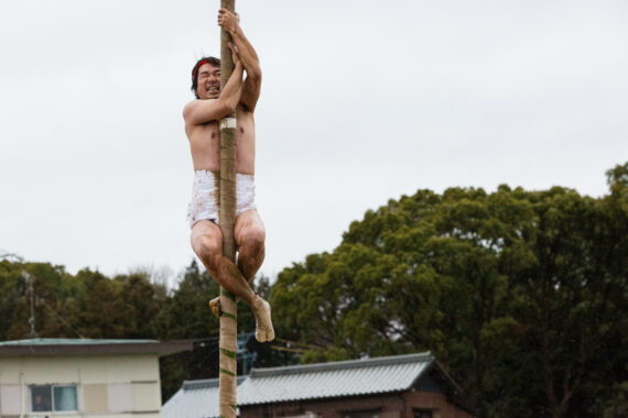 Image of the Nakada Hadaka Matsuri (Naked Man Festival) in Aichi Prefecture, Japan, by Thaddeus Pope