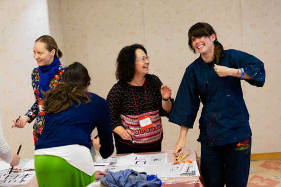 Conference attendees gain knowledge and practical experience in the Japanese art of calligraphy, with a fun and informative demonstration given by calligraphy students from Ritsumeikan University. Conference attendees gain knowledge and practical experience in the Japanese art of calligraphy, with a fun and informative demonstration given by calligraphy students from Ritsumeikan University.