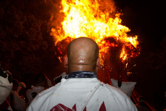 The temperature rises as the flames grow larger.